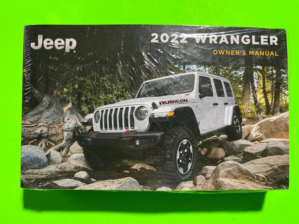 Picture of: Jeep WRANGLER Factory Owners Manual Set & Case *OEM* NEW!