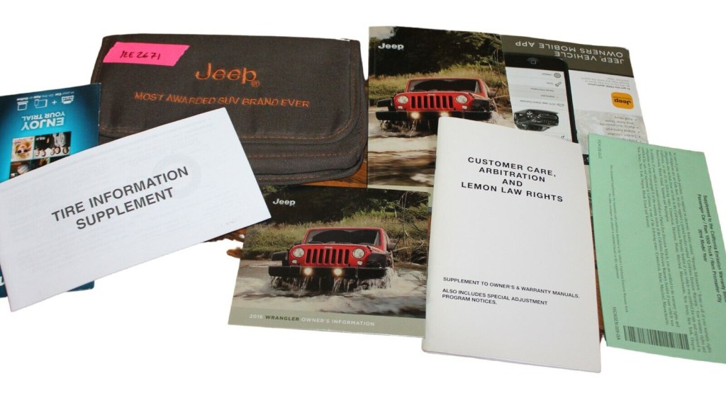 Picture of: Jeep Wrangler owners manual with case Jee